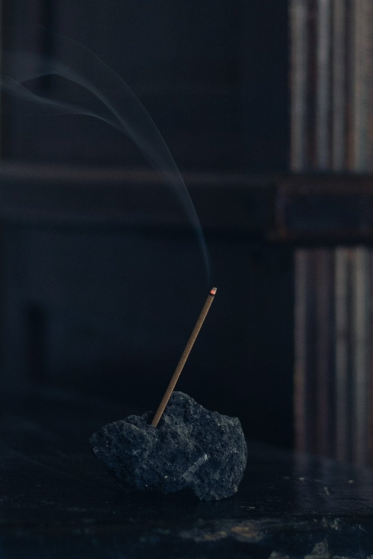 Hakudo Half Moon Incense