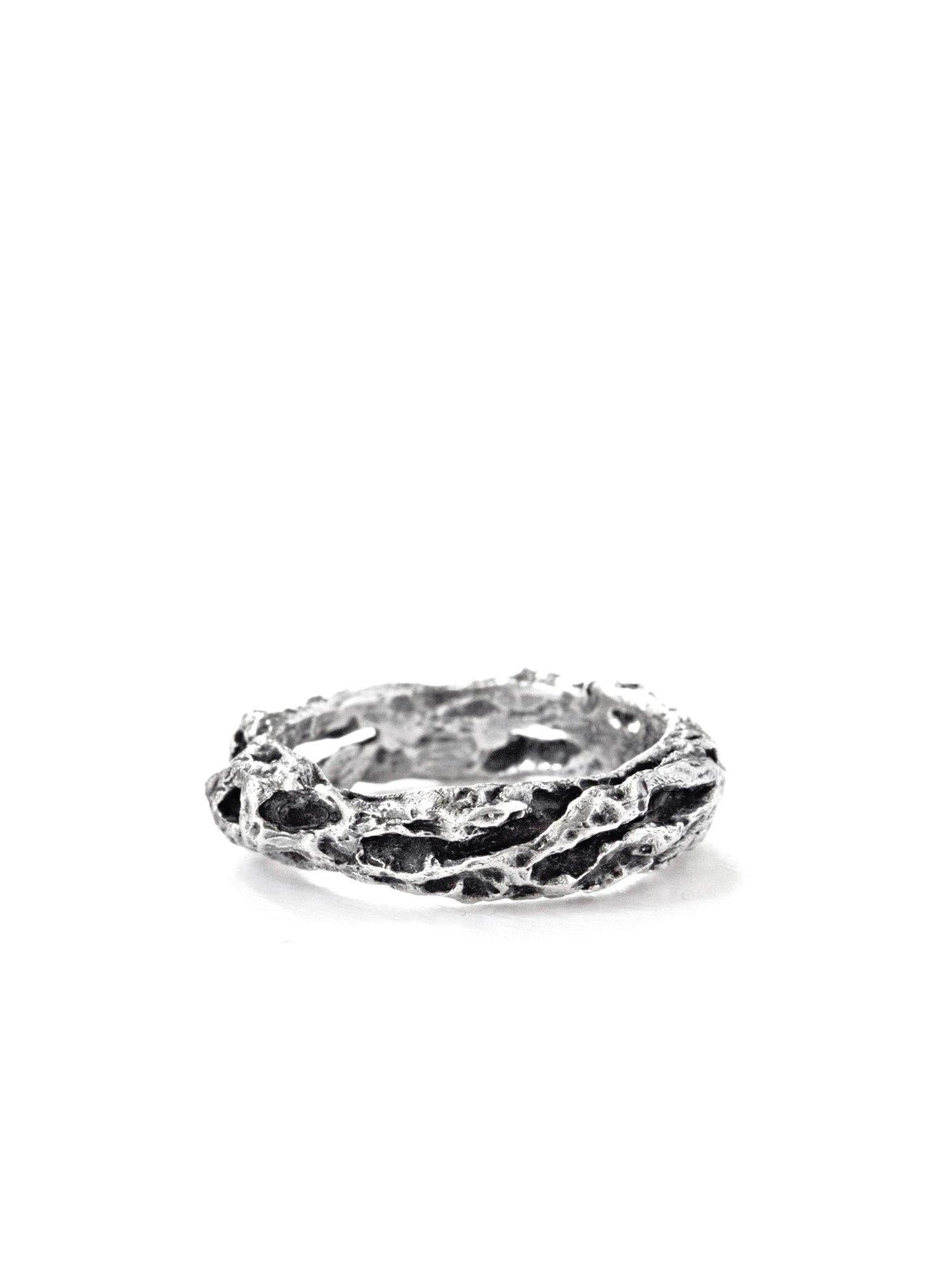 Atelier Hon'ne Riddle Ring - Black & Silver - FALLOW