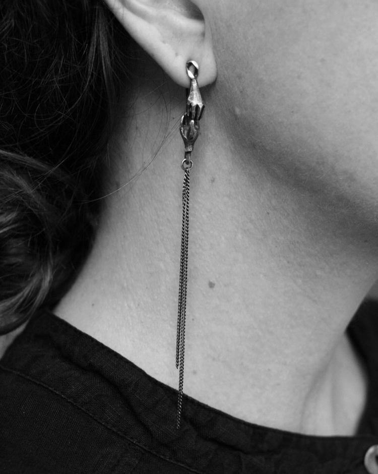 Hand in Hand Earrings - Julia Zimmermann - FALLOW