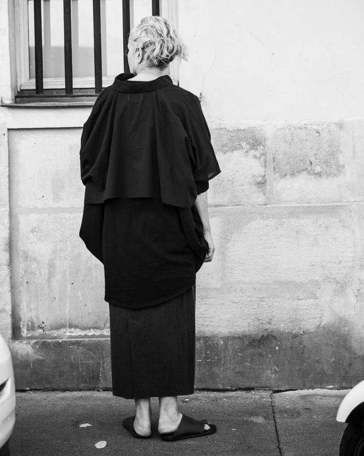 Roggykei Circle Pullover T-Shirt - FALLOW