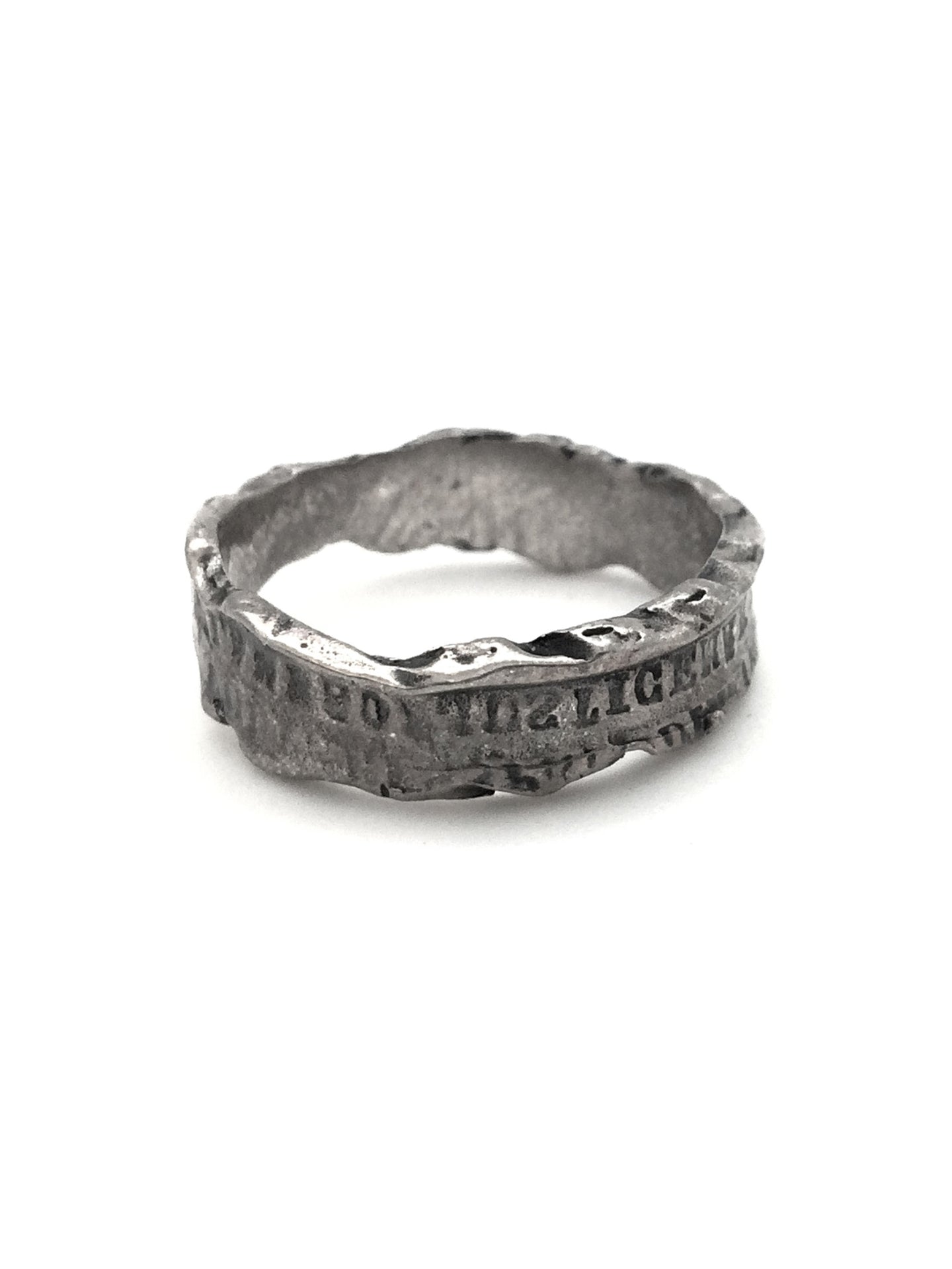 Tobias Wistisen Faded Writing Ring